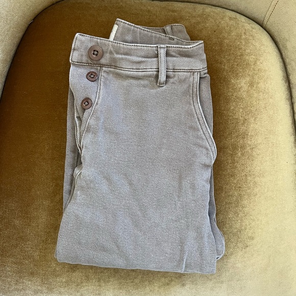 Aritzia Cargo Pants - Picture 4 of 5